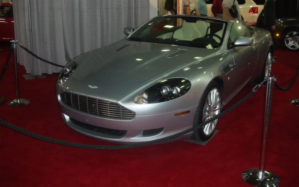 Aston Martin Db9