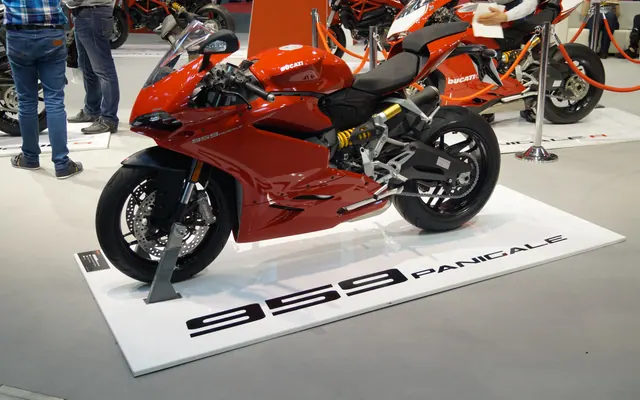 Ducati 959