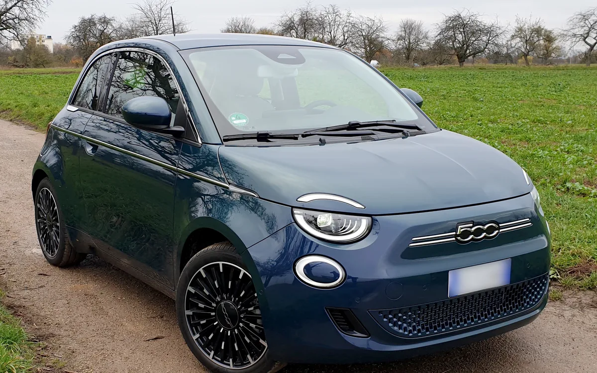Fiat 500e LA Prima