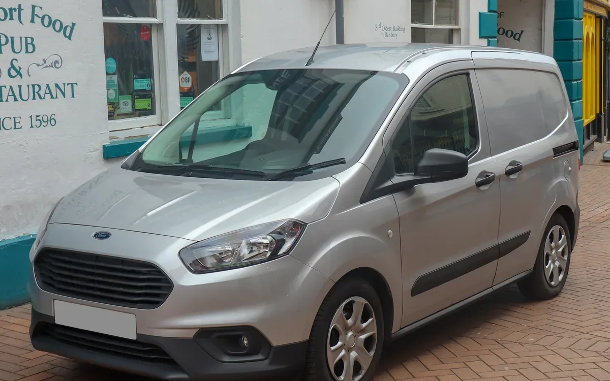 Ford Transit Courier 2014-2023