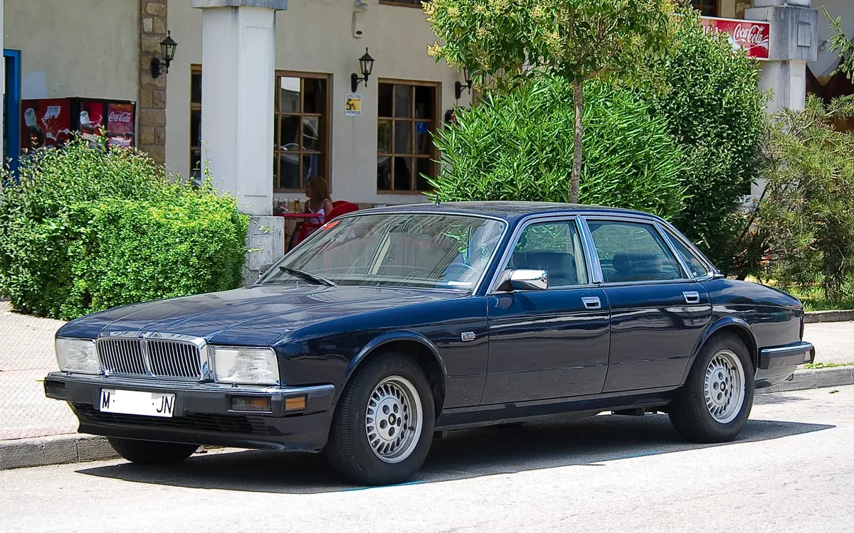 Jaguar XJ 1986-1994