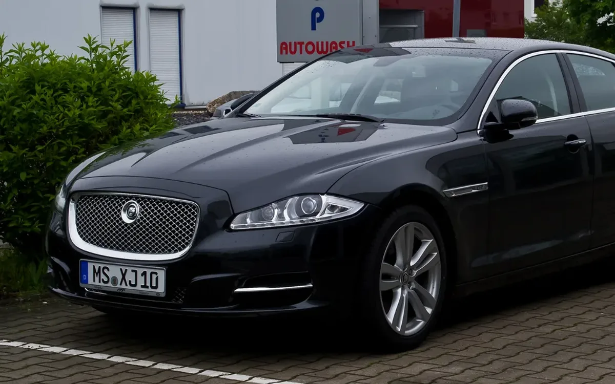 Jaguar XJ 2009-2019