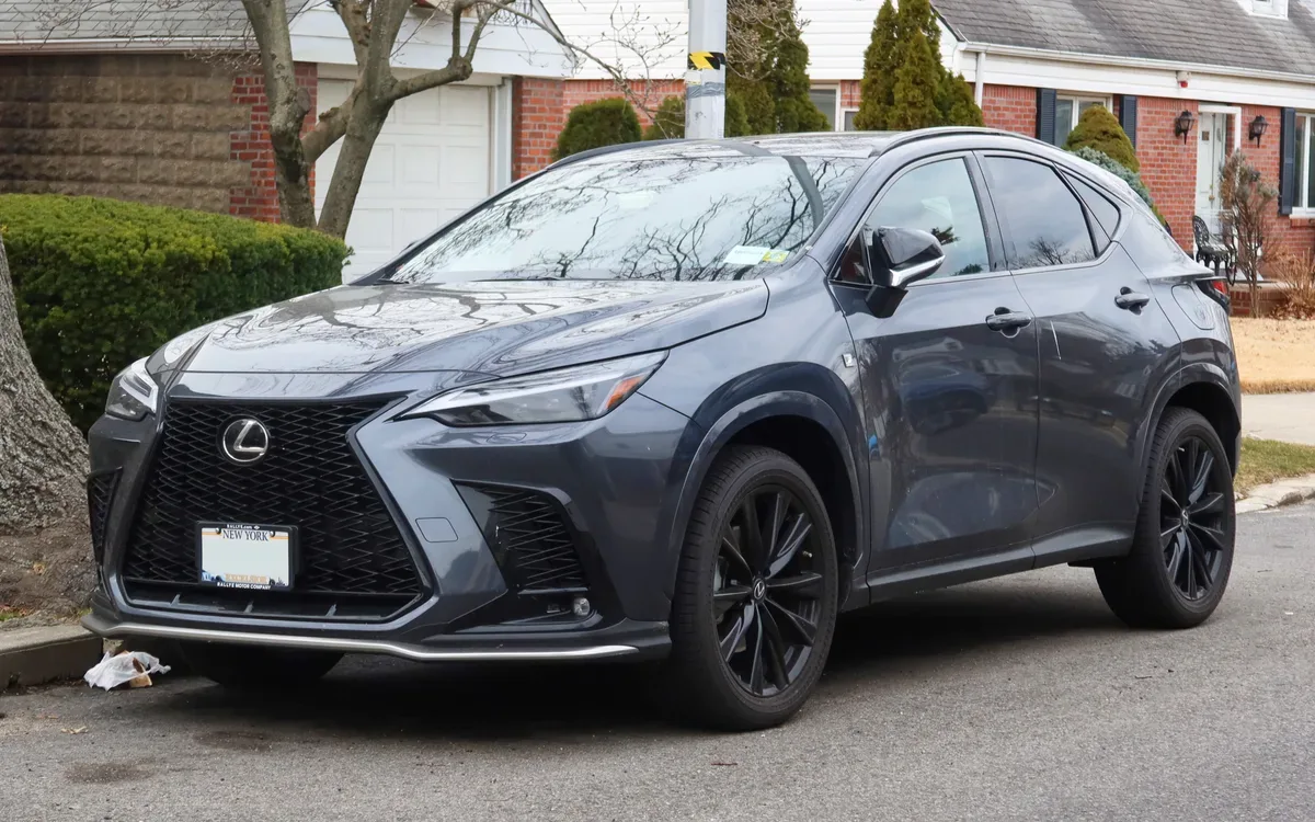 Lexus NX 2021-now
