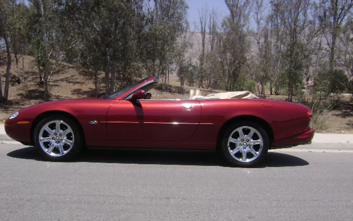 Jaguar Xk8