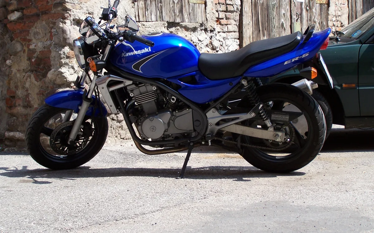 Kawasaki Er5
