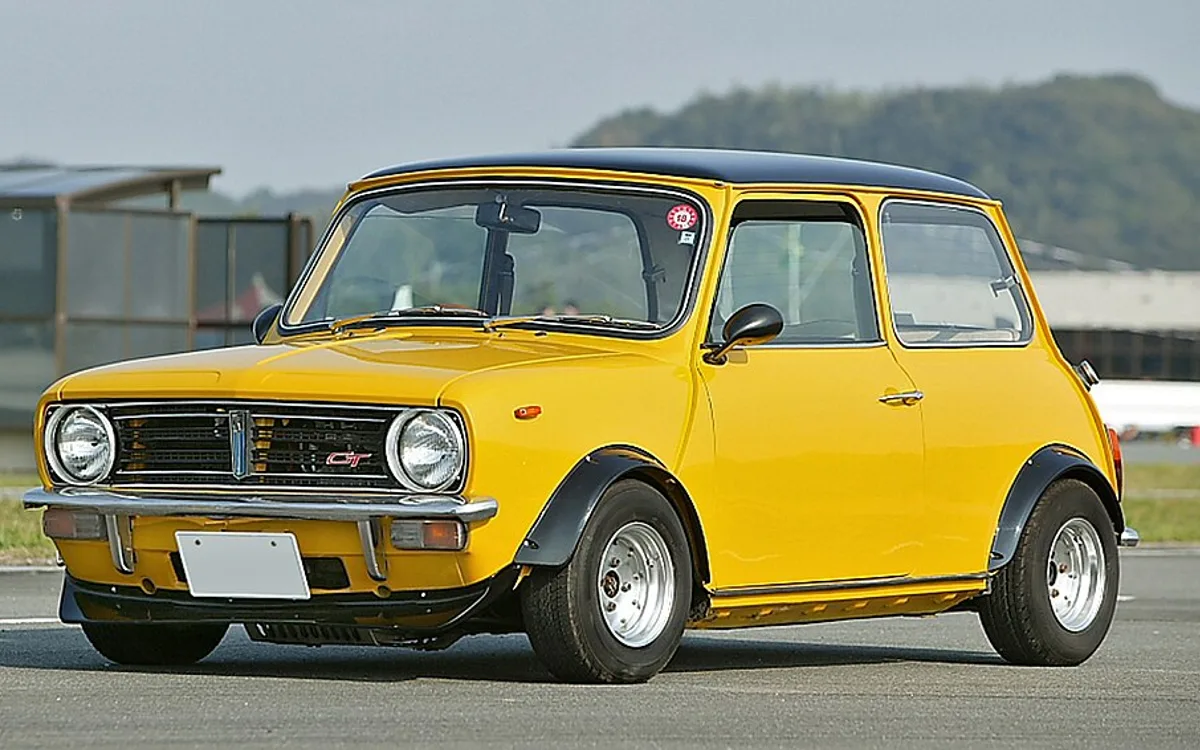 Mini GT