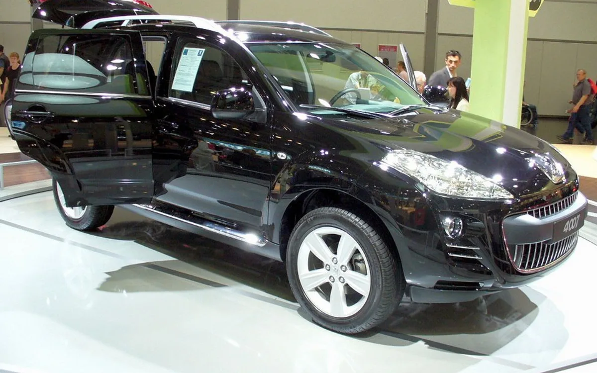 Peugeot 4007