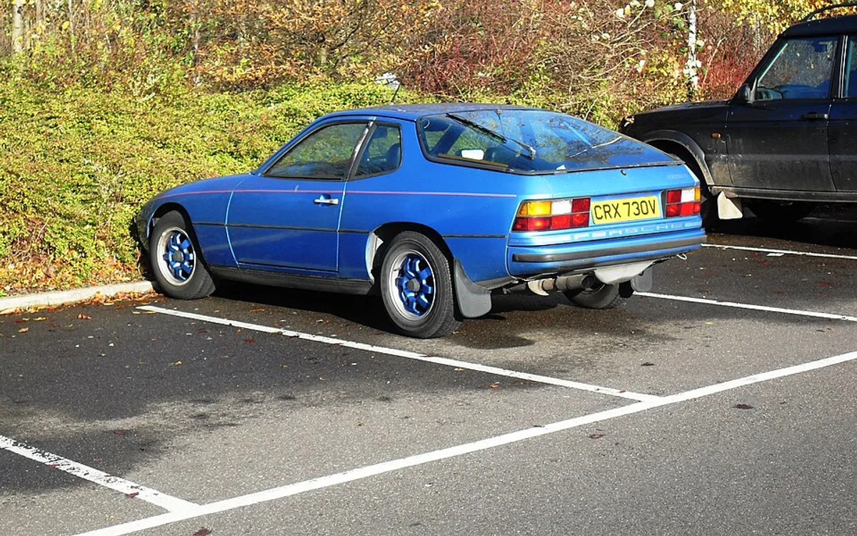 Porsche 924