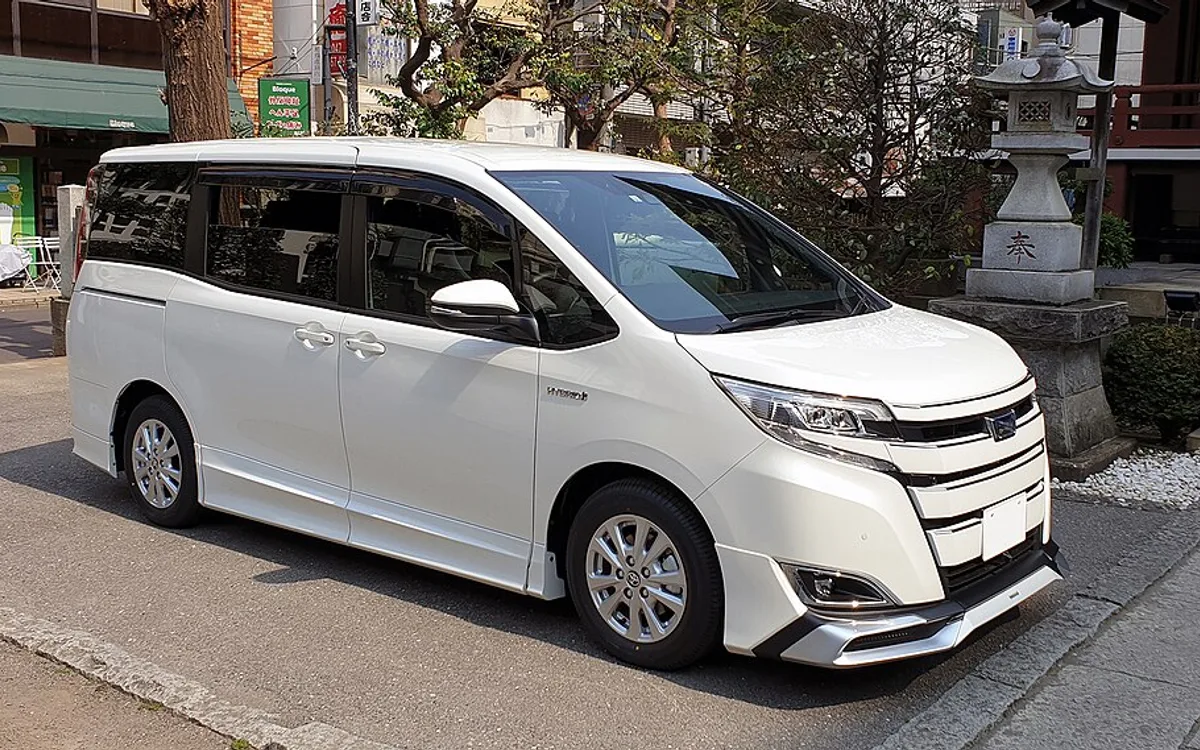 Toyota Noah